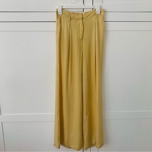 Miss Avenue Yellow High Rise Flare Pants Size Small